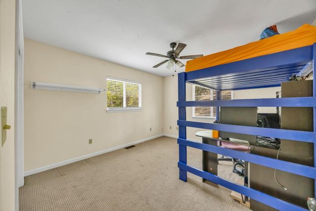 24977 Oro Valley Rd, Auburn, CA 95602