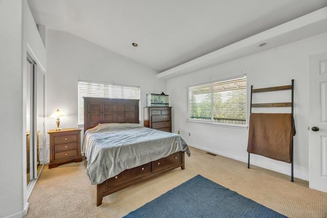 24977 Oro Valley Rd, Auburn, CA 95602