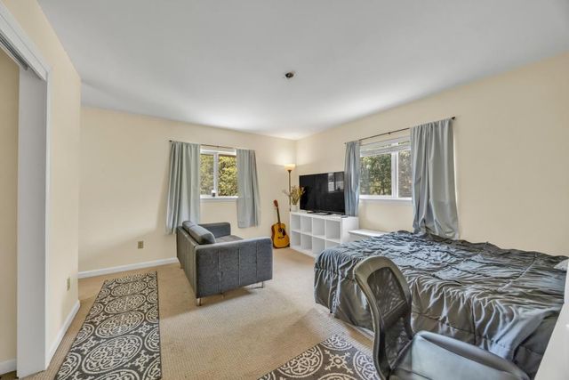 24977 Oro Valley Rd, Auburn, CA 95602