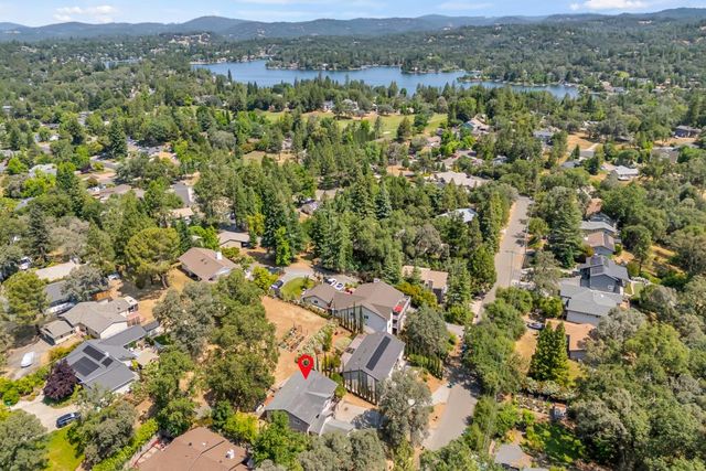24977 Oro Valley Rd, Auburn, CA 95602