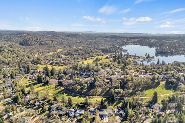 24977 Oro Valley Rd, Auburn, CA 95602