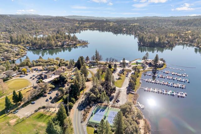 24977 Oro Valley Rd, Auburn, CA 95602