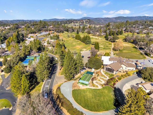 24977 Oro Valley Rd, Auburn, CA 95602
