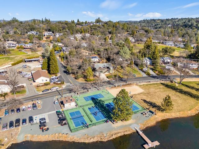 24977 Oro Valley Rd, Auburn, CA 95602