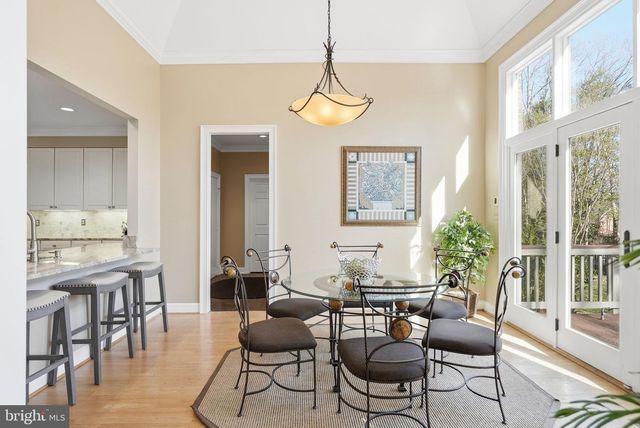 9860 AVENEL FARM DR, Potomac, MD 20854