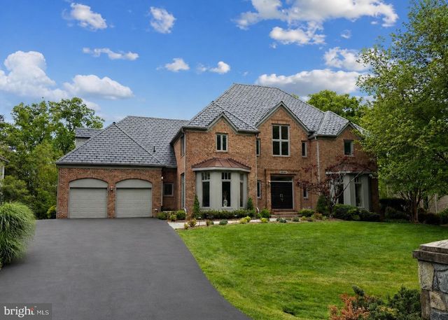 9860 AVENEL FARM DR, Potomac, MD 20854