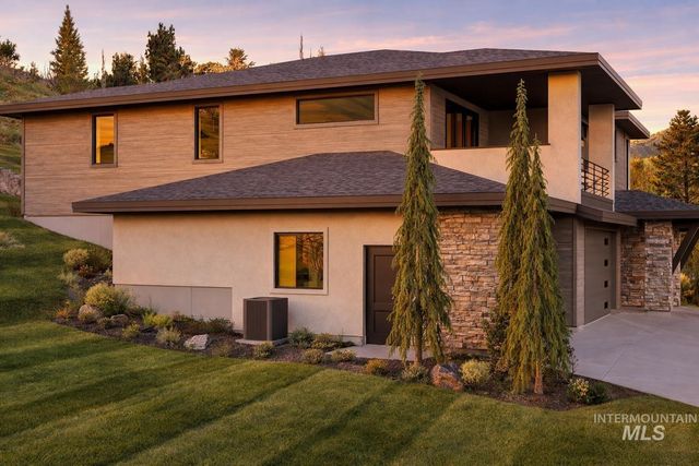 3566 E Asteroid Ct, Boise, ID 83712
