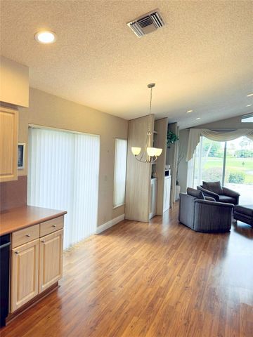 11801 Fountainside Cir, Boynton Beach, FL 33437