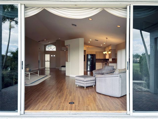 11801 Fountainside Cir, Boynton Beach, FL 33437