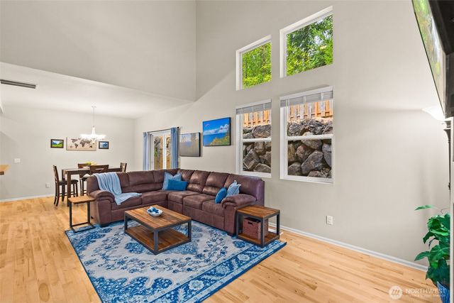 796 Fenway Lane SW, Olympia, WA 98512