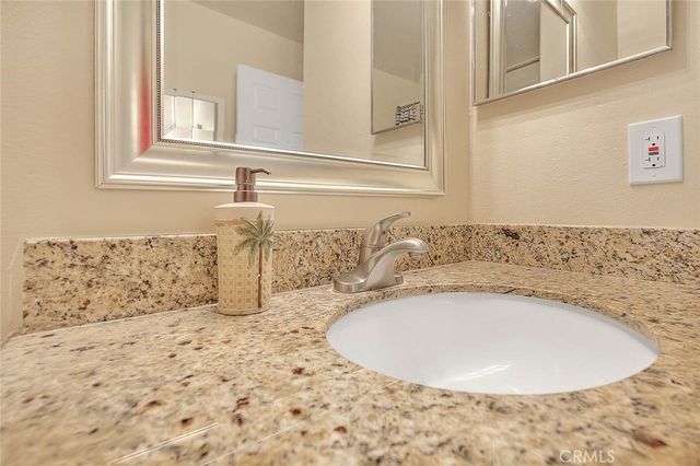 11410 Brookshire Avenue 113, Downey, CA 90241