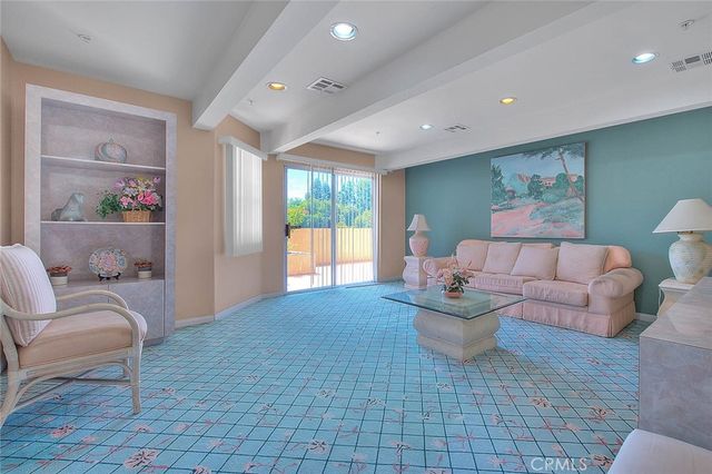 11410 Brookshire Avenue 113, Downey, CA 90241