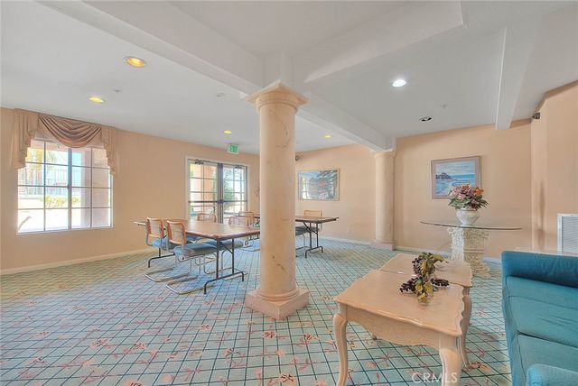 11410 Brookshire Avenue 113, Downey, CA 90241