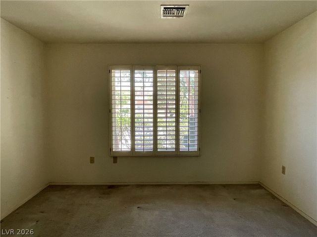 8673 Prairie Hill Drive, Las Vegas, NV 89134