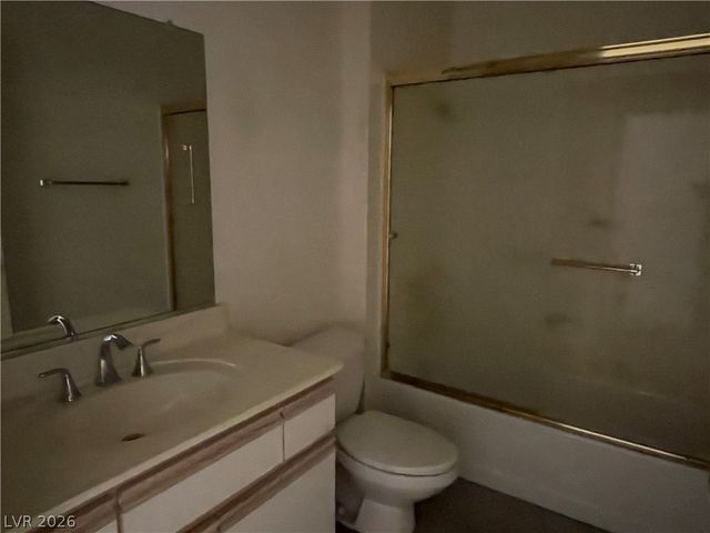 8673 Prairie Hill Drive, Las Vegas, NV 89134