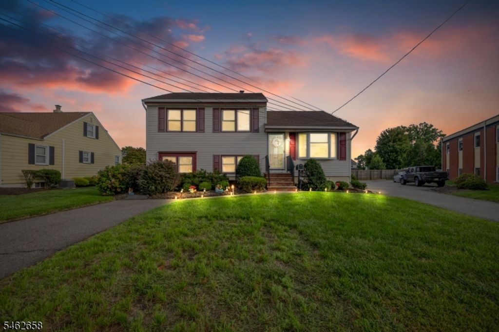 304 Maple Ave, South Plainfield Boro, NJ 07080 — photo 3