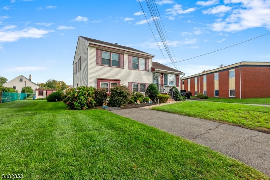 304 Maple Ave, South Plainfield Boro, NJ 07080 — photo 4
