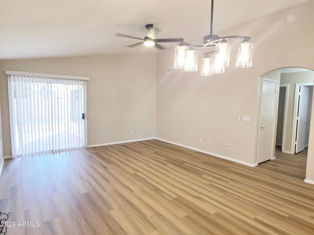 697 W GOLDEN Street, Gilbert, AZ 85233