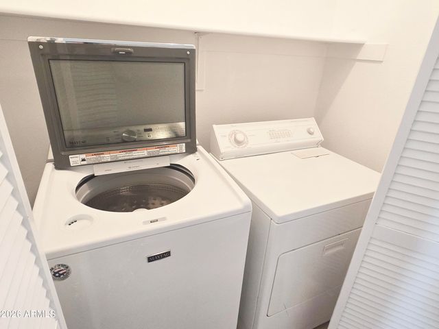 697 W GOLDEN Street, Gilbert, AZ 85233