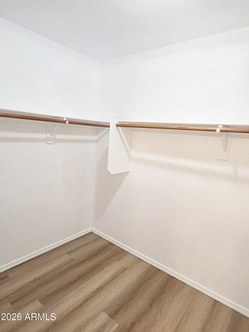 697 W GOLDEN Street, Gilbert, AZ 85233