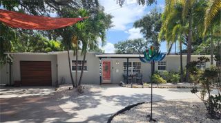 1211 RUSSELL DRIVE N, St Petersburg, FL 33710