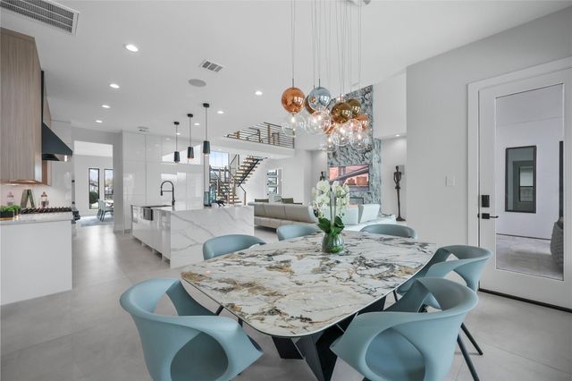 9231 Fox Bend Lane, Sienna Plantation, TX 77459