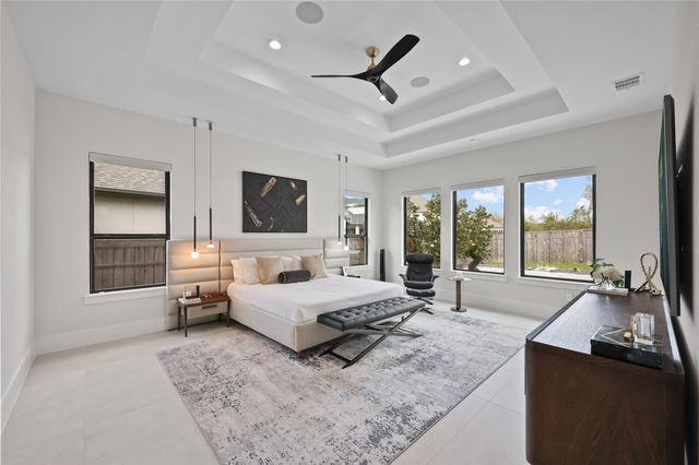 9231 Fox Bend Lane, Sienna Plantation, TX 77459