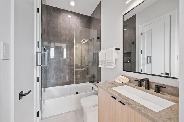 9231 Fox Bend Lane, Sienna Plantation, TX 77459