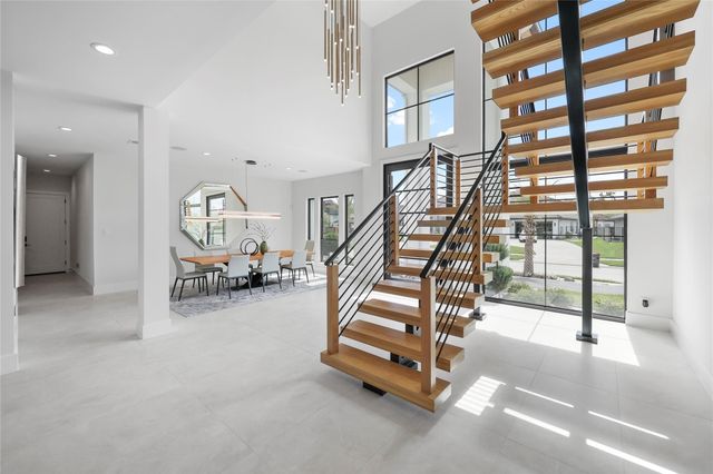 9231 Fox Bend Lane, Sienna Plantation, TX 77459