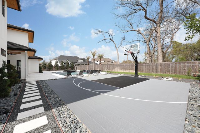 9231 Fox Bend Lane, Sienna Plantation, TX 77459