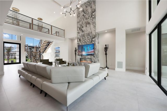 9231 Fox Bend Lane, Sienna Plantation, TX 77459