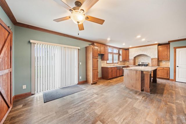 18284 Bellfounder Drive, Conroe, TX 77306