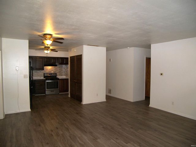 217 Ra Mar Drive, Warsaw, IN 46580