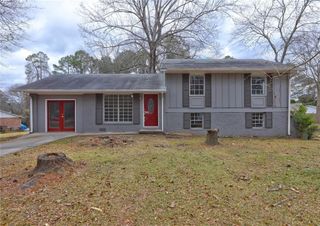 70 Jonathan Road, Riverdale, GA 30274