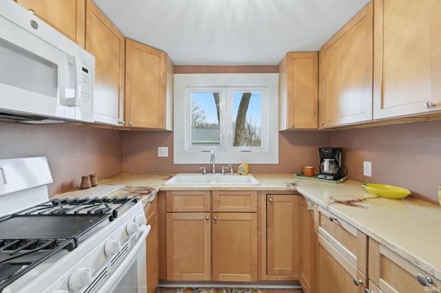 815 Obispo Street, Culver, IN 46511