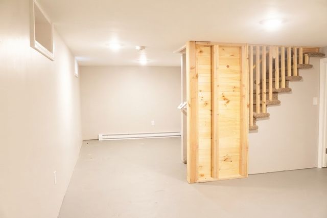 35 W Akard St, Ludlow, MA 01056