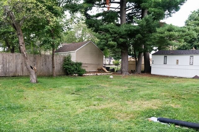 35 W Akard St, Ludlow, MA 01056