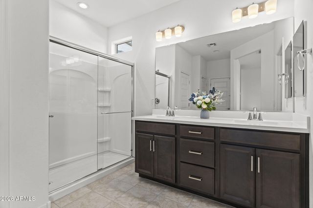 9004 W GEORGIA Avenue, Glendale, AZ 85305