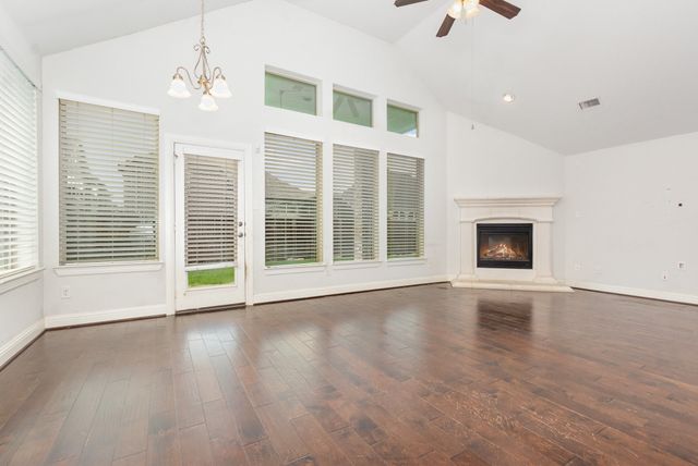 937 Nathanael Greene Court, Aubrey, TX 76227