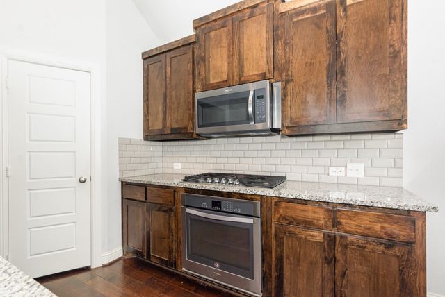 937 Nathanael Greene Court, Aubrey, TX 76227