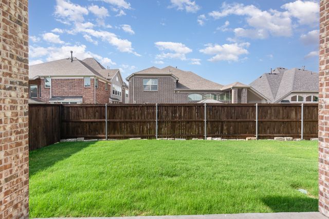 937 Nathanael Greene Court, Aubrey, TX 76227