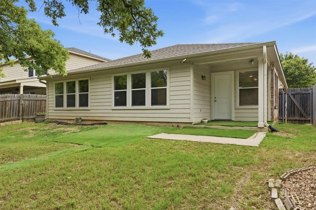 725 Kingfisher LN, Leander, TX 78641