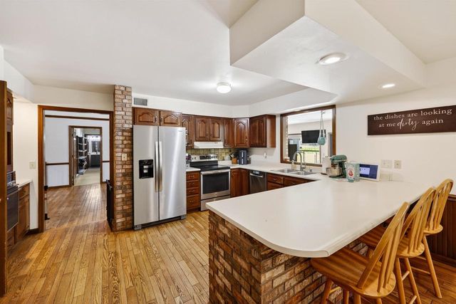 1305 Lake Shore Drive, Beaver Dam, WI 53916