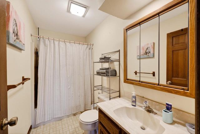 1305 Lake Shore Drive, Beaver Dam, WI 53916