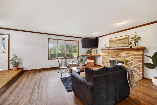 1305 Lake Shore Drive, Beaver Dam, WI 53916