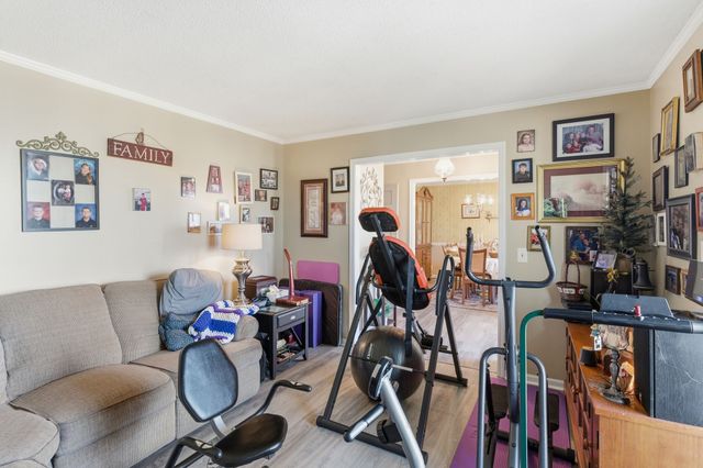 8073 Ridgewood Rd, Goodlettsville, TN 37072