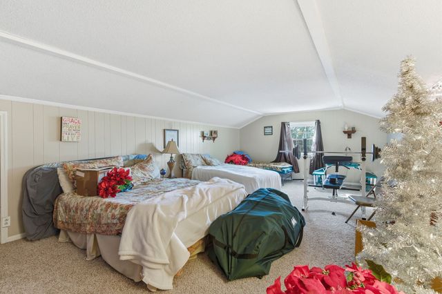 8073 Ridgewood Rd, Goodlettsville, TN 37072