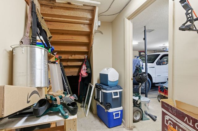 8073 Ridgewood Rd, Goodlettsville, TN 37072