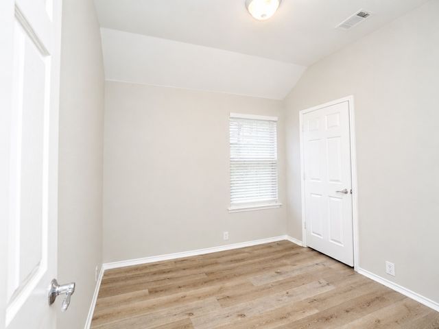 8925 Sierra Trail, Cross Roads, TX 76227