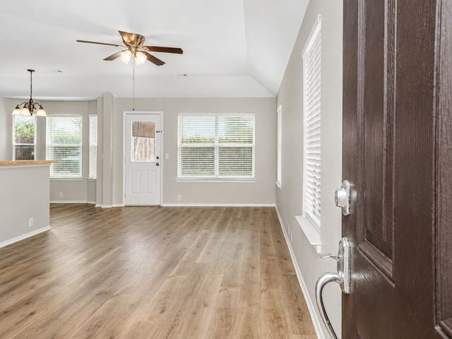 8925 Sierra Trail, Cross Roads, TX 76227
